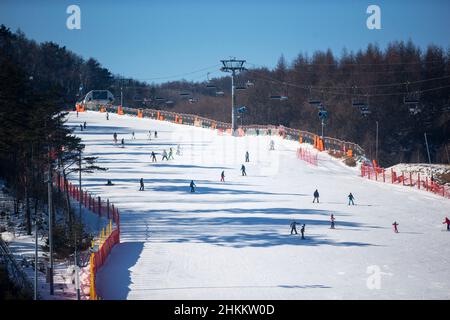 Pyeongchang, South Korea. 5th Feb, 2018. A skeleton athlete in action ...