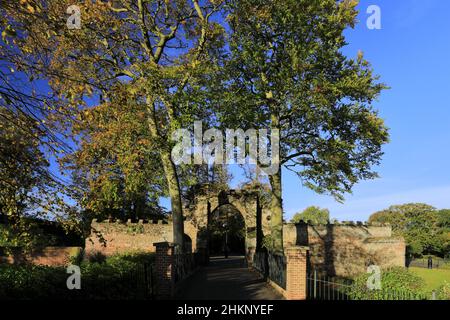 The Guannock Gate and town walls, Vancouver Gardens, the Walks park, King's Lynn, Norfolk, England Stock Photo