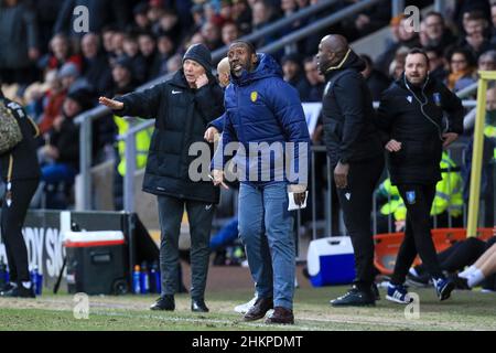 Burton Upon Trent, UK. 05th Feb, 2022. Jimmy Floyd Hasselbaink manager of Burton Albion gestures and reacts during the game in Burton upon Trent, United Kingdom on 2/5/2022. (Photo by James Heaton/News Images/Sipa USA) Credit: Sipa USA/Alamy Live News Stock Photo