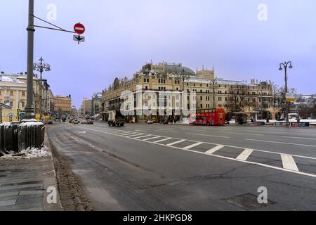 January 31, 2022, Moscow ,Russia, Okhotny Ryad: traffic and ordinary life of the city. Stock Photo