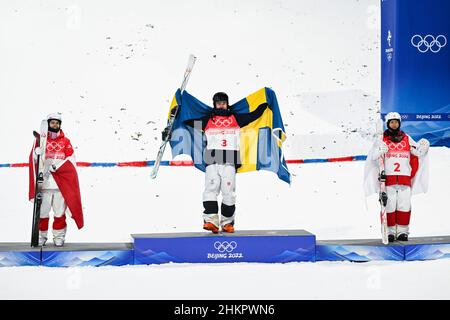 Mikael Kingsbury (CAN) Silver Medal, Walter Wallberg (SWE) Gold Medal, Ikuma Horishima (JPN) Bronze Medal during the Olympic Winter Games Beijing 2022, Freestyle Skiing, Men's Moguls on February 5, 2022 at Genting Snow Park in Zhangjiakou, Hebei Province of China - Photo: Osports/DPPI/LiveMedia Stock Photo