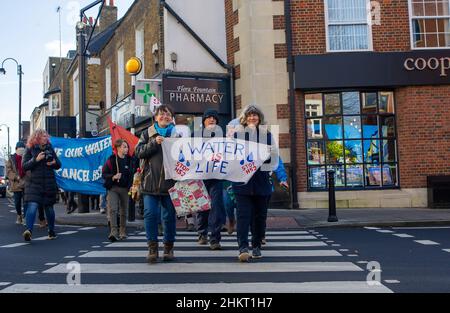 Uxbridge, London Borough of Hillingdon, UK. 5th February, 2022. A large group of Stop HS2 protesters walked from the London Borough of Hillingdon Civic Centre in Uxbridge today to the HS2 High Speed Rail site in Harvil Road, Uxbridge on the outskirts of Harefield. Sarah Green of the Hillingdon Green Party is calling on Hillingdon Council to do more to protect the local drinking water supplies from the risk of contamination by HS2 work on the High Speed 2 rail project. On Monday 7th February HS2 close Harvil Road and start works on the South Embankment of the Colne Valley Viaduct close to a for Stock Photo