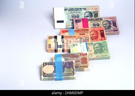 Mumbai Maharashtra India Asia April 23 2021  Hundred, Fifty, Twenty, Ten,  Five, Two, One, Rupees 100 Serial Notes Bundle Banknote Indian Currency Stock Photo