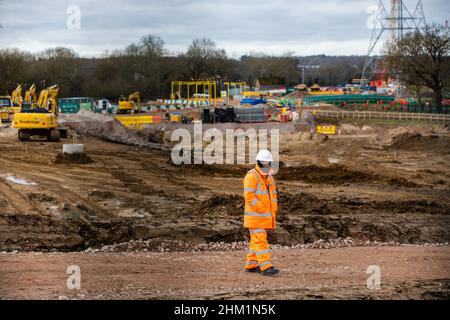 Harefield, UK. 5th February, 2022. A view of works for the HS2 high-speed rail link in the Colne Valley. A viaduct requiring 292 piles driven into the aquifer, a natural water filtration system, is currently being constructed to carry HS2 across lakes and watercourses in the Colne Valley Regional Park. Credit: Mark Kerrison/Alamy Live News Stock Photo