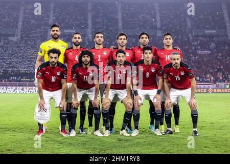 CAMEROON, Yaounde, February 06 2022 - National team of Egypt pose for team photo from top left Gabaski, Amr El Solia, Mohamed Abdelmonem, Omar Marmoush, Mostafa Mohamed, from bottom left: Mohamed Salah, Mohamed Elneny, Ahmed El Fotouh, Emam Ashour, Mahmoud Hamdi during the Africa Cup of Nations Final between Senegal and Egypt at Stade d'Olembe, Yaounde, CMR 06/02/2022 Photo SFSI Credit: Sebo47/Alamy Live News Stock Photo