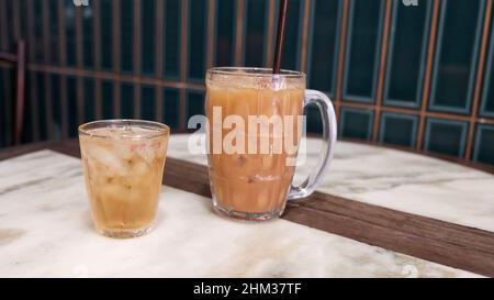 Ice Tea at Ek Teng Phu Ki  Thai-Chinese Heritage Coffee Shop  Phat Sai, Samphanthawong, Chinatown Bangkok เอ็กเต็งผู่กี่gourmet Stock Photo