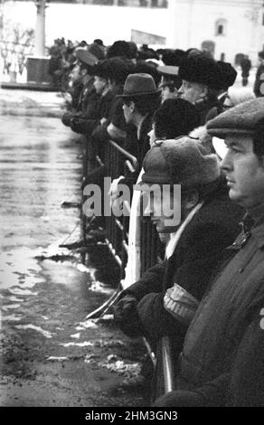 The 60th anniversary of the October Revolution. People are watching the festivities. Moscow, Russia, USSR, November 7, 1977 Stock Photo