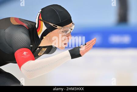 Beijing, China. 07th Feb, 2022. Olympics, speed skating, women, women's 1500m at the National Speed Skating Rink 'The Ice Ribbon'. Michelle Uhrig from Germany in action. Credit: Peter Kneffel/dpa/Alamy Live News Stock Photo