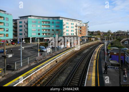 Dorchester, Dorset, UK.  7th February 2022.  UK Weather.  General view of Dorchester South railway station in Dorset with a view of the Brewery Square development on a morning of warm hazy sunshine.  Picture Credit: Graham Hunt/Alamy Live News Stock Photo