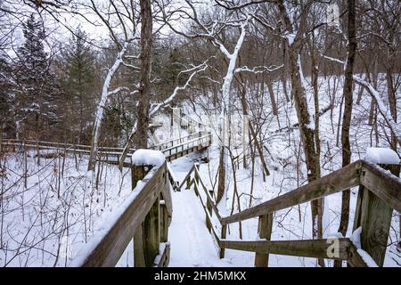 walkways and trails after a heavy snowfall.  Starved Rock state park, Illinois, USA. Stock Photo