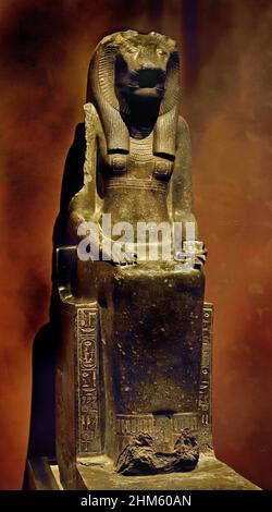 The Goddess Sekhmet - New Kingdom Eighteenth Dynasty ( 1539 -1292 BC ), 191 x 58 x 102 cm, Reign: Amenhotep III Egypt, Thebes, Karnak / temple of Amenhotep III (Museo Egizio di Torino Italy) Stock Photo