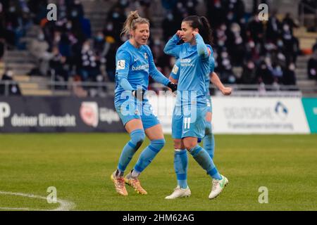 Frankfurt Am Main, Germany. 06th Feb, 2022. Frankfurt am Main, Germany, Febr Hasret Kayikci (11 Freiburg) celebrates her goal with teammates during the FLYERALARM Frauen-Bundesliga game between Eintracht Frankfurt and SC Freiburg at Stadion am Brentanobad in Frankfurt am Main, Germany Dan O' Connor/SPP Credit: SPP Sport Press Photo. /Alamy Live News Stock Photo