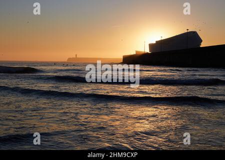 Matosinhos, Portugal. 07th Feb, 2022. View at the Matosinhos beach during sunset. (Photo by Rita Franca/SOPA Images/Sipa USA) Credit: Sipa USA/Alamy Live News Stock Photo