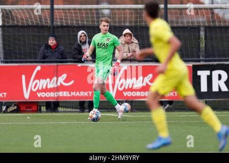 WIJDEWORMER, NETHERLANDS - FEBRUARY 8: Sem Westerveld during the UEFA Youth League Play Off match between AZ Alkmaar U19 and Villarreal U19 at the AFAS Trainingscomplex on February 8, 2022 in Wijdewormer, Netherlands (Photo by Peter Lous/Orange Pictures) Stock Photo