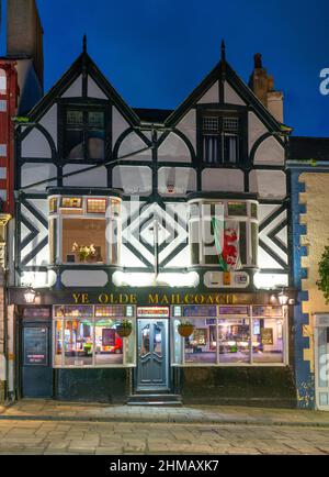 Ye Olde Mail Coach Pub, High Street, Conwy, North Wales. Image taken in November 2021. Stock Photo