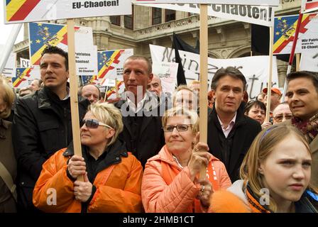 Vienna, Austria. March 23, 2008. Demonstration for referendum against Lisbon Treaty in Vienna. Picture shows second row Stefan Petzner, Peter Westenthaler and Gerald Grosz, Alliance Future Austria (BZÖ) Stock Photo