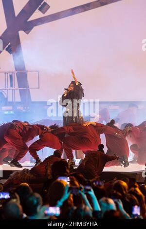 London, UK. 8 February 2022. Little Simz on stage during the the Brit Awards 2022 at the O2 Arena, London. Picture date: Wednesday February 9, 2022. Photo credit should read: Matt Crossick/Empics/Alamy Live News. EDITORIAL USE ONLY. NO MERCHANDISING. Stock Photo