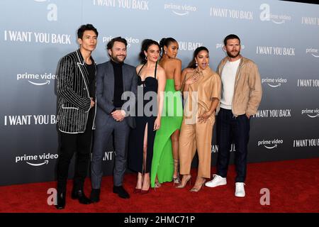 Exclusive: Charlie Day, Jenny Slate, Scott Eastwood, Gina Rodriguez, Manny  Jacinto & Clark Backo Talk 'I Want You Back' [VIDEO] - The Knockturnal