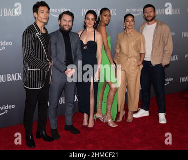 Exclusive: Charlie Day, Jenny Slate, Scott Eastwood, Gina Rodriguez, Manny  Jacinto & Clark Backo Talk 'I Want You Back' [VIDEO] - The Knockturnal