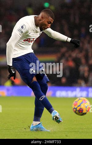 London, UK. 09th Feb, 2022. Emerson Royal of Tottenham Hotspur in action during the game. Premier League match, Tottenham Hotspur v Southampton at the Tottenham Hotspur Stadium in London on Wednesday 9th February 2022. this image may only be used for Editorial purposes. Editorial use only, license required for commercial use. No use in betting, games or a single club/league/player publications. pic by Steffan Bowen/Andrew Orchard sports photography/Alamy Live news Credit: Andrew Orchard sports photography/Alamy Live News Stock Photo