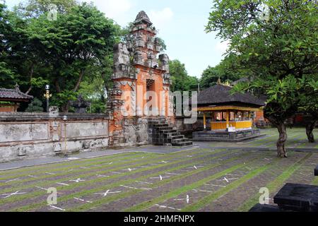Around Pura Agung Jagatnatha of Denpasar, Bali. Taken in January 2022. Stock Photo