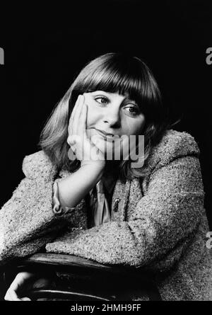 Victoria Wood in FUNNY TURNS at the King’s Head Theatre Club, Islington, London N1  23/09/1980 Stock Photo