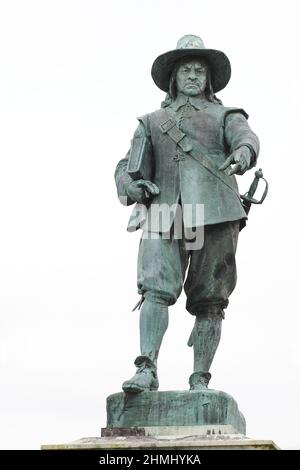 Statue of Oliver Cromwell (1599-1658), with sword and bible, St Ives, Cambs, England. Stock Photo