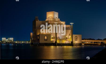 Doha,qatar- December 14,2021 : Qatar museum during night, hot with long exposure at night. Stock Photo