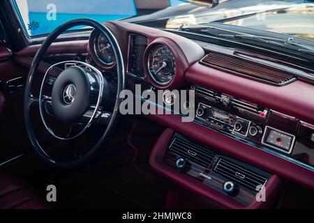 Monaco, Monte-Carlo, 27 September 2017: Interior of the retro car Mercedes-Benz in perfect condition, red leather trim, a lot of chrome details Stock Photo