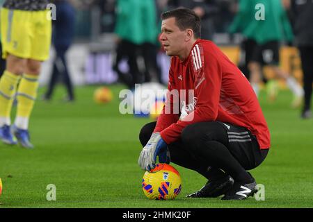 Turin, Italy. 10th Feb, 2022. Wojciech Szczesny of Juventus FC warms up during the Coppa Italia 2021/22 match between Juventus FC and US Sassuolo at Allianz Stadium on February 10, 2022 in Turin, Italy Credit: Independent Photo Agency/Alamy Live News Stock Photo