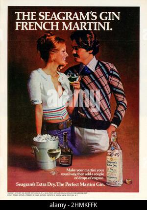 Martini advert 1970s hi-res stock photography and images - Alamy