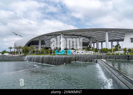 Inglewood (Los Angeles), California: SoFi Stadium, Sports and Entertainment  indoor stadium located at 1001 Stadium Dr, Inglewood Stock Photo - Alamy