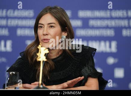 Berlin, Germany. 11th Feb, 2022. Director Natalia Lopez Gallardo speaks at the press conference for the competition film 'Robe of Gems'. The 72nd International Film Festival will take place in Berlin from Feb. 10-20, 2022. Credit: Joerg Carstensen/dpa/Alamy Live News Stock Photo