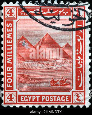 Pyramids on old egyptian postage stamp Stock Photo - Alamy