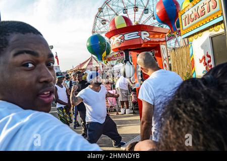 Punching machine in an amusement park Stock Photo - Alamy