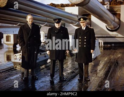 Winston Churchill with the Lord Privy Seal, Sir Stafford Cripps, and the Commander-in-Chief Home Fleet, Admiral Sir John Tovey. Oct 1942. Stock Photo