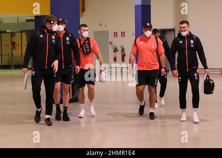 Fiumicino Airport, Rome, Italy. 11th Feb, 2022. The English rugby union international team arrive at the airport for the game versus Italy on 13th February in Rome Credit: Action Plus Sports/Alamy Live News Stock Photo