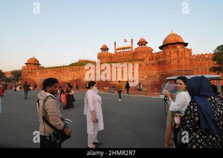 New Delhi, India. 11th Feb, 2022. People visit the area near Red Fort or Lal Qila, a historic fort in Old Delhi, Delhi in India on Feb. 11, 2022. (Photo by Ravi Batra/Sipa USA) Credit: Sipa USA/Alamy Live News Stock Photo