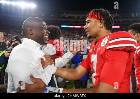 Ohio State Buckeyes quarterback C.J. Stroud (7) celebrates after the Rose Bowl game against the Utah Utes, Saturday, Jan. 1, 2022, in Pasadena, Calif. Stock Photo