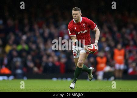 Cardiff, UK. 12th Feb, 2022. Dan Biggar of Wales in action. Guinness Six Nations championship 2022 match, Wales v Scotland at the Principality Stadium in Cardiff on Saturday 12th February 2022. pic by Andrew Orchard/Andrew Orchard sports photography/ Alamy Live News Credit: Andrew Orchard sports photography/Alamy Live News Stock Photo