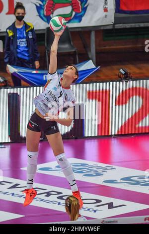 Cuneo, Italy. 12th Feb, 2022. Squarcini Federica (Bosca Cuneo) during Bosca S.Bernardo Cuneo vs Igor Gorgonzola Novara, Volleyball Italian Serie A1 Women match in Cuneo, Italy, February 12 2022 Credit: Independent Photo Agency/Alamy Live News Stock Photo