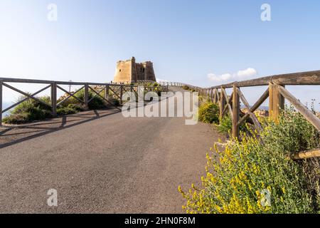 A view of the road leading to the Torreon De Mesa Roldan in Cabo de Gata Stock Photo