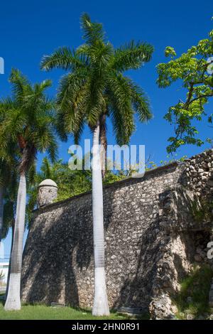 Fortified Colonial Wall, Old Town, UNESCO Site, San Francisco de Campeche, State of Campeche, Mexico Stock Photo
