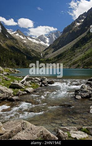 The beautiful Lac de Gaube in the French Pyrenees Stock Photo
