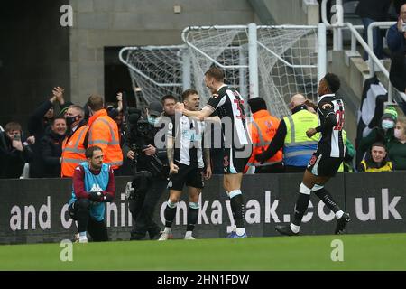 NEWCASTLE UPON TYNE, UK. FEB 13TH Newcastle United's Kieran Trippier celebrates after scoring during the Premier League match between Newcastle United and Aston Villa at St. James's Park, Newcastle on Sunday 13th February 2022. (Credit: Mark Fletcher | MI News) Credit: MI News & Sport /Alamy Live News Stock Photo