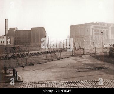 Vintage photo of Berlin Crisis of 1961: Building the Wall. Potsdamer Platz. West Berlin/East Berlin. November, 22, 1961 Stock Photo