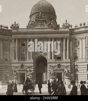 Vintage photo of the entrance to the Imperial Palace. Vienna, Austria. 1902 Stock Photo