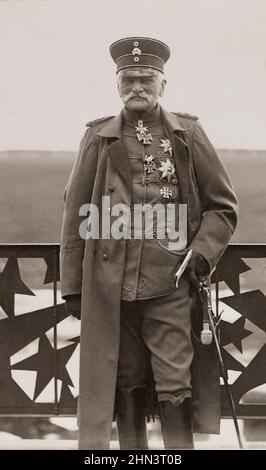 Vintage photo of German field marshal August von Mackensen. Königsberg Airport, East Prussia, Germany. 1924 Stock Photo