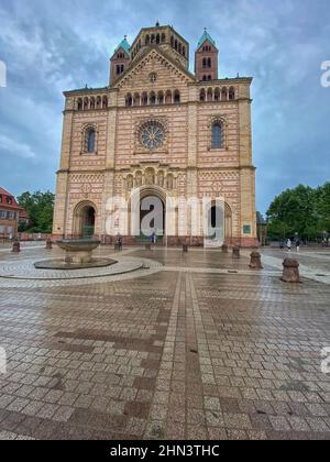 Speyer Cathedral, UNESCO World Heritage Site, with Maximilianstrasse ...