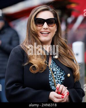 London, UK. 14th Feb, 2022. Kelly Brook, actress, model and media personality, leaves Global radio after presenting her Heart London radio show. Credit: Mark Thomas/Alamy Live News Stock Photo